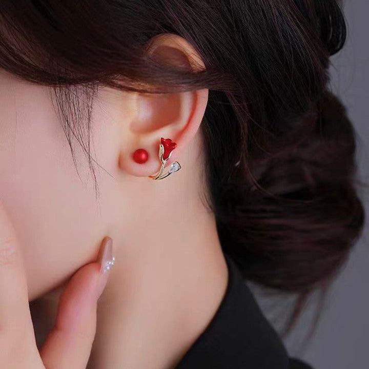 Roselle – Orecchini a perno a forma di tulipano con dolce romanticismo