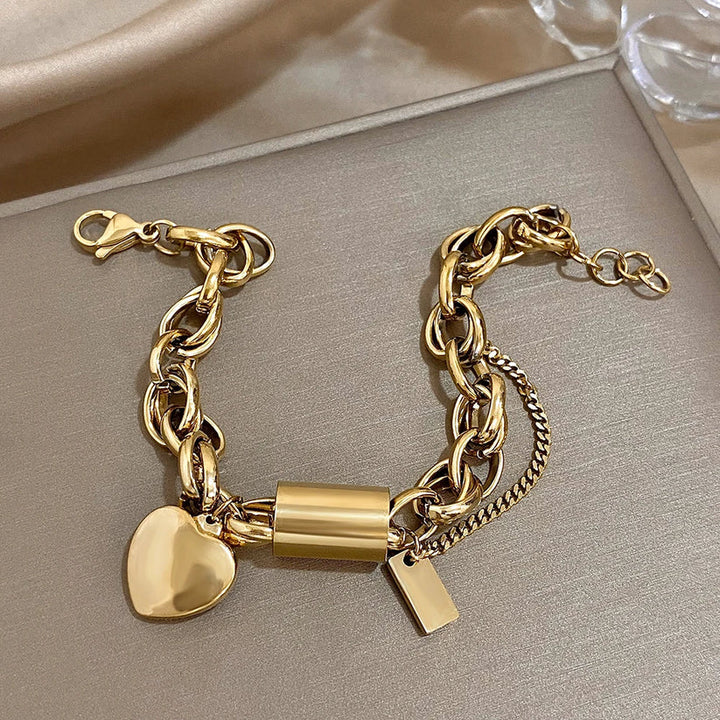 Amoria – Bracciale in Oro con Accento a Cuore
