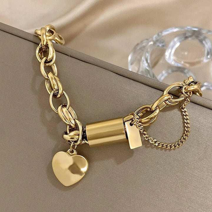 Amoria – Bracciale in Oro con Accento a Cuore