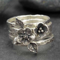 Bellara – Anello in Argento Fiori Fatto a Mano
